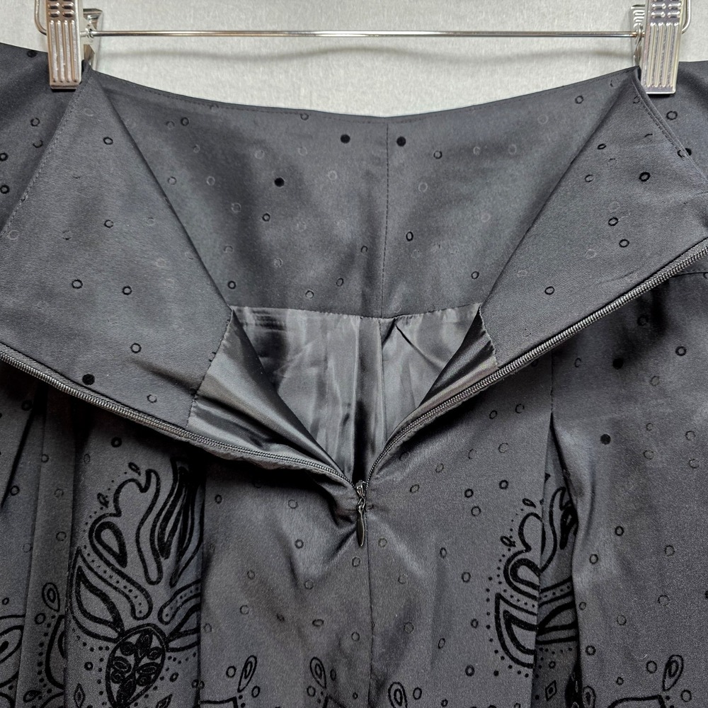 Y2K Floral Embroidered Skirt Black Pleated Gypsy Fairy Wimsigoth‎ Witchy Sz 12 - Picture 4 of 9